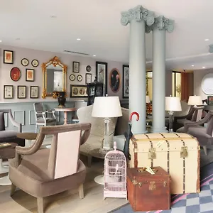 La Maison Favart **** Párizs