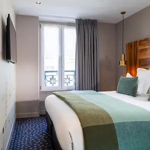 Hotel Maxim Folies, Paris